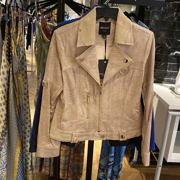 Insight NY BCJ101C06 Biscotti - Picture 7 of 8